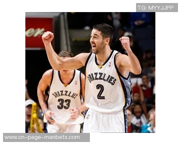 怀特平历史后卫单场帽子戏法纪录感慨能与传奇并肩作战